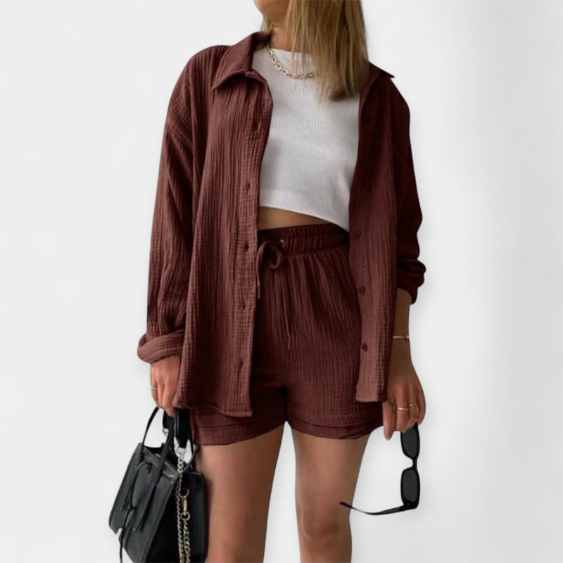 Completo estivo bicolore composto da top e pantaloncini