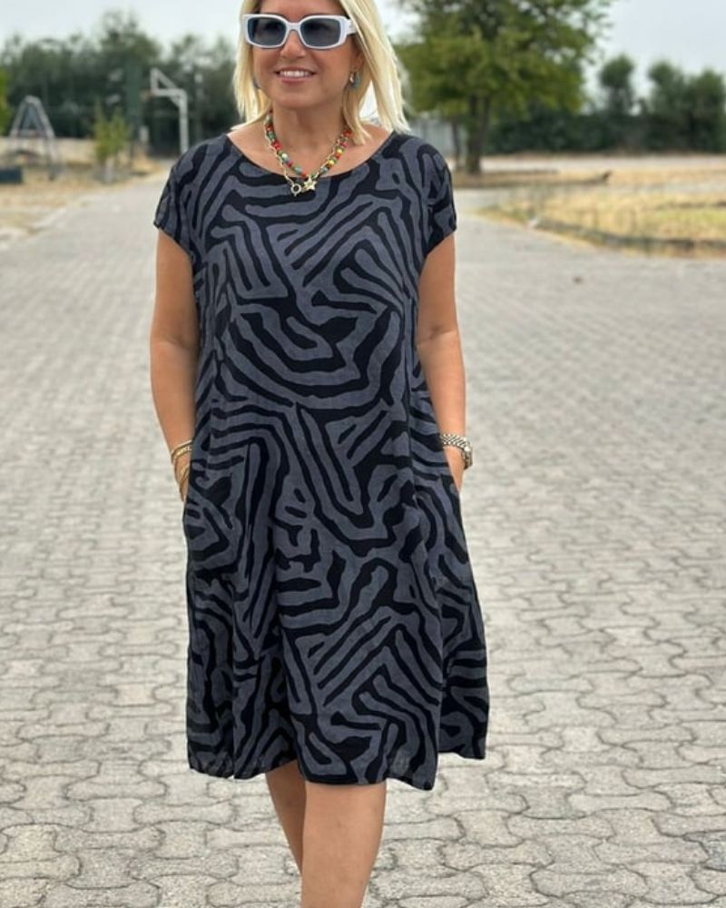 Despoina | Summer dress with round neckline and beautiful design