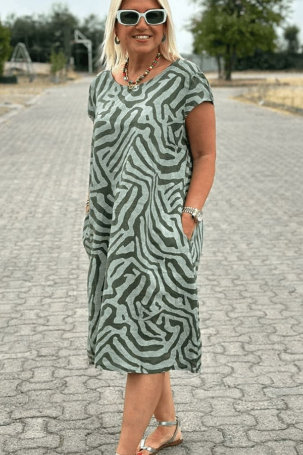 Despoina | Summer dress with round neckline and beautiful design