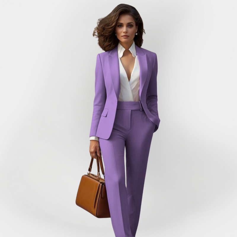 Completo da donna elegante