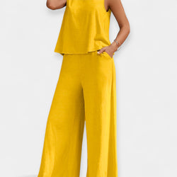 Set composto da top senza maniche e pantaloni larghi