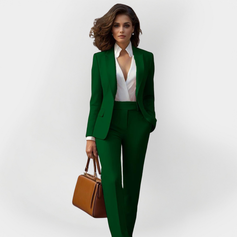Completo da donna elegante