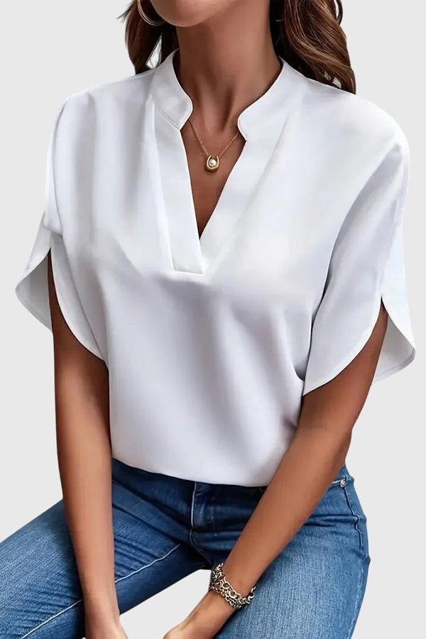 Beatrix™ | Camicia con scollo a V morbida ed elegante