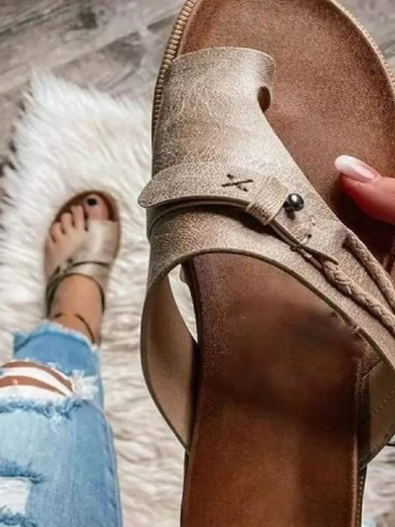 VANESSA – CHIC SLIP-ON SANDALS