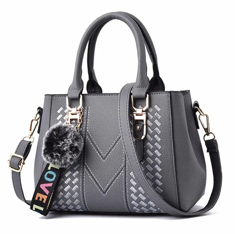 Amelia™ - Borsa a tracolla ricamata 
