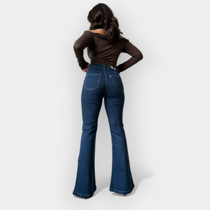 Jeans a zampa a vita alta