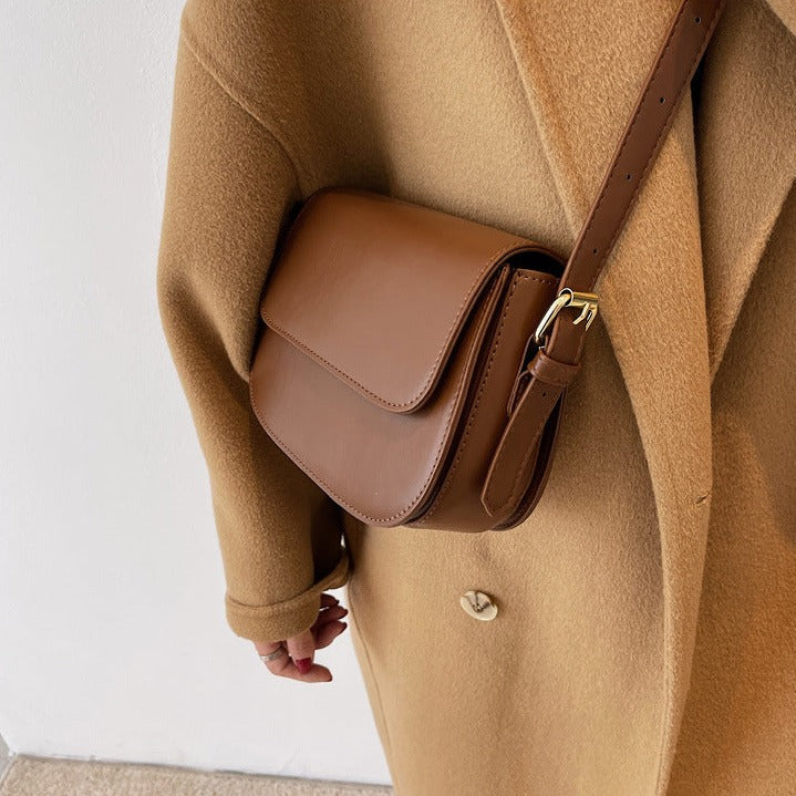 Avery™ Classic Saddle | Borsa a tracolla