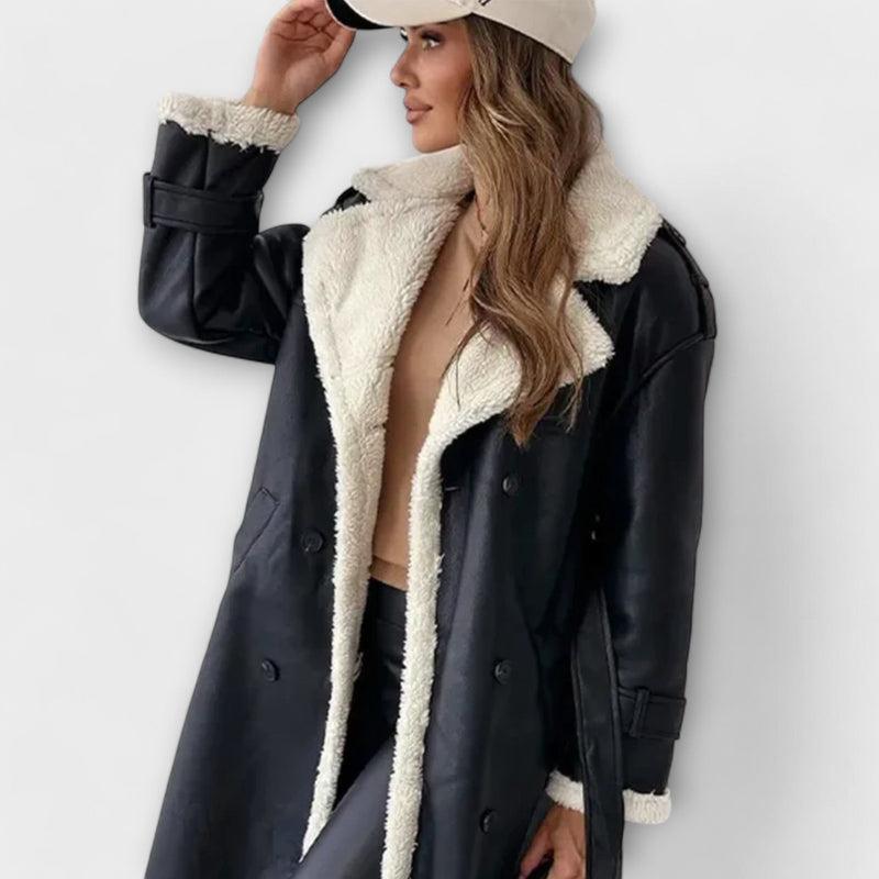 Maria – Chaqueta larga clásica con forro polar y cuello de peluche 