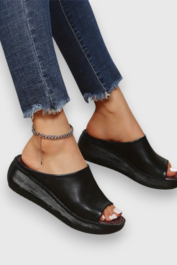 Soft Texture Sandals