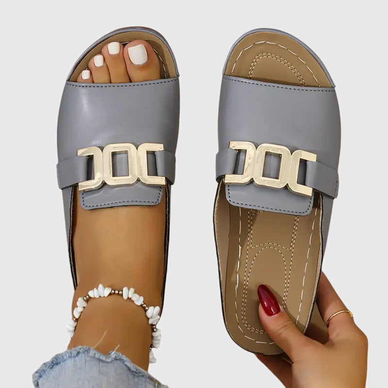 Kathryn™ | Comodi sandali con fibbia