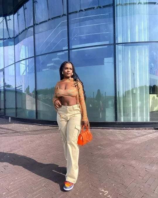 JADWIGA – PANTALONI CARGO REGOLABILI DA DONNA 