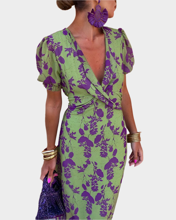 Abito da donna con fiore