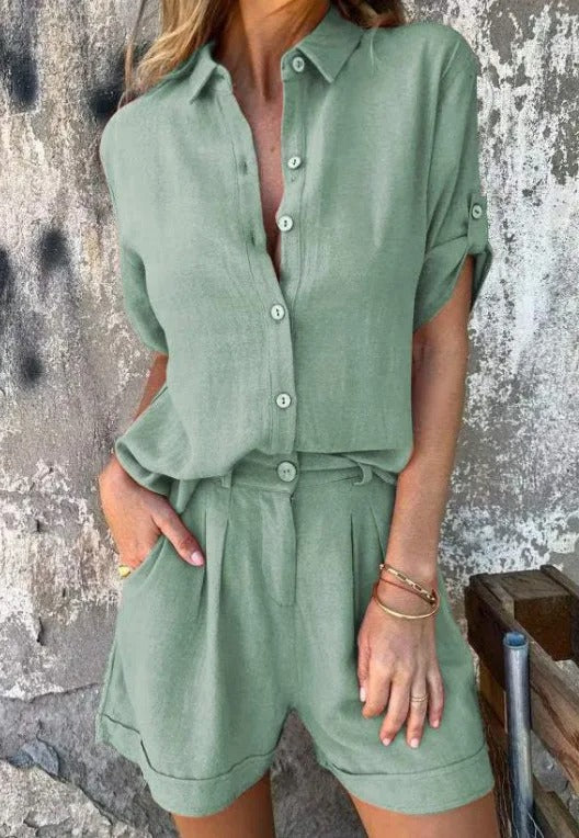 Linea | Completo casual con camicia e pantaloncini dal taglio rilassato